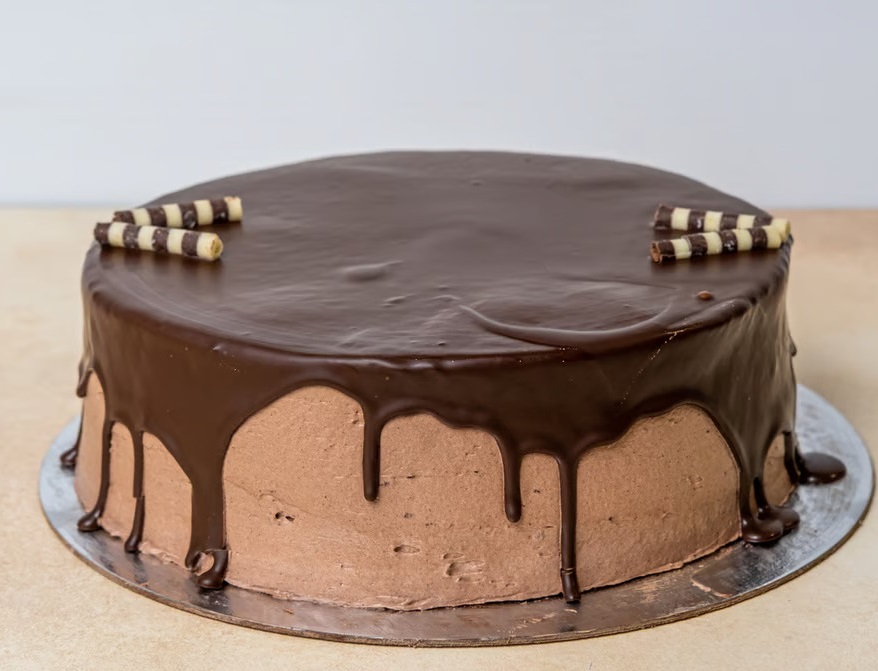 Eggless Chocolate Chocolate Ready Made Cake