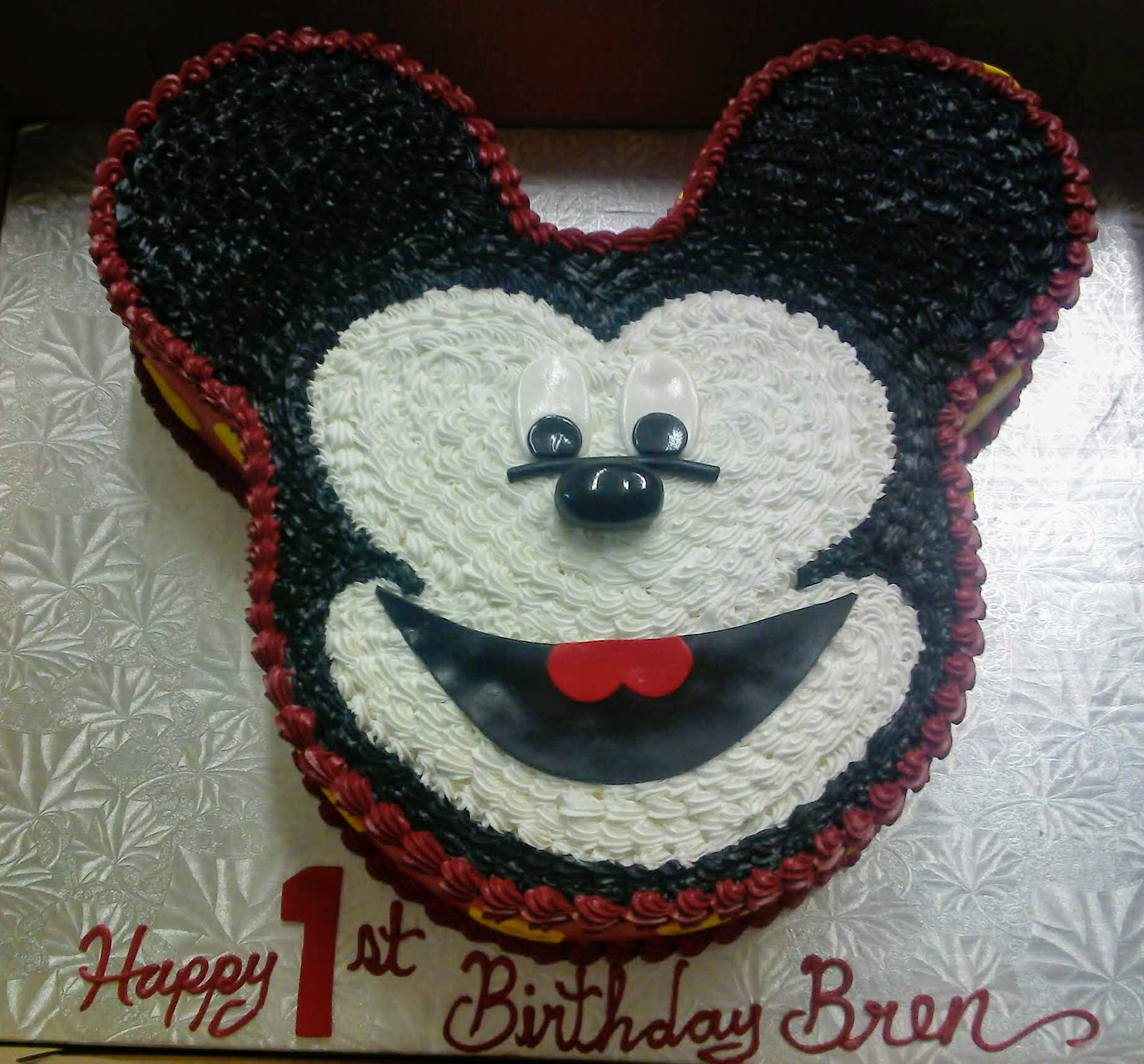 Mickey Mouse Shape Boy Kids Buttercream Cake