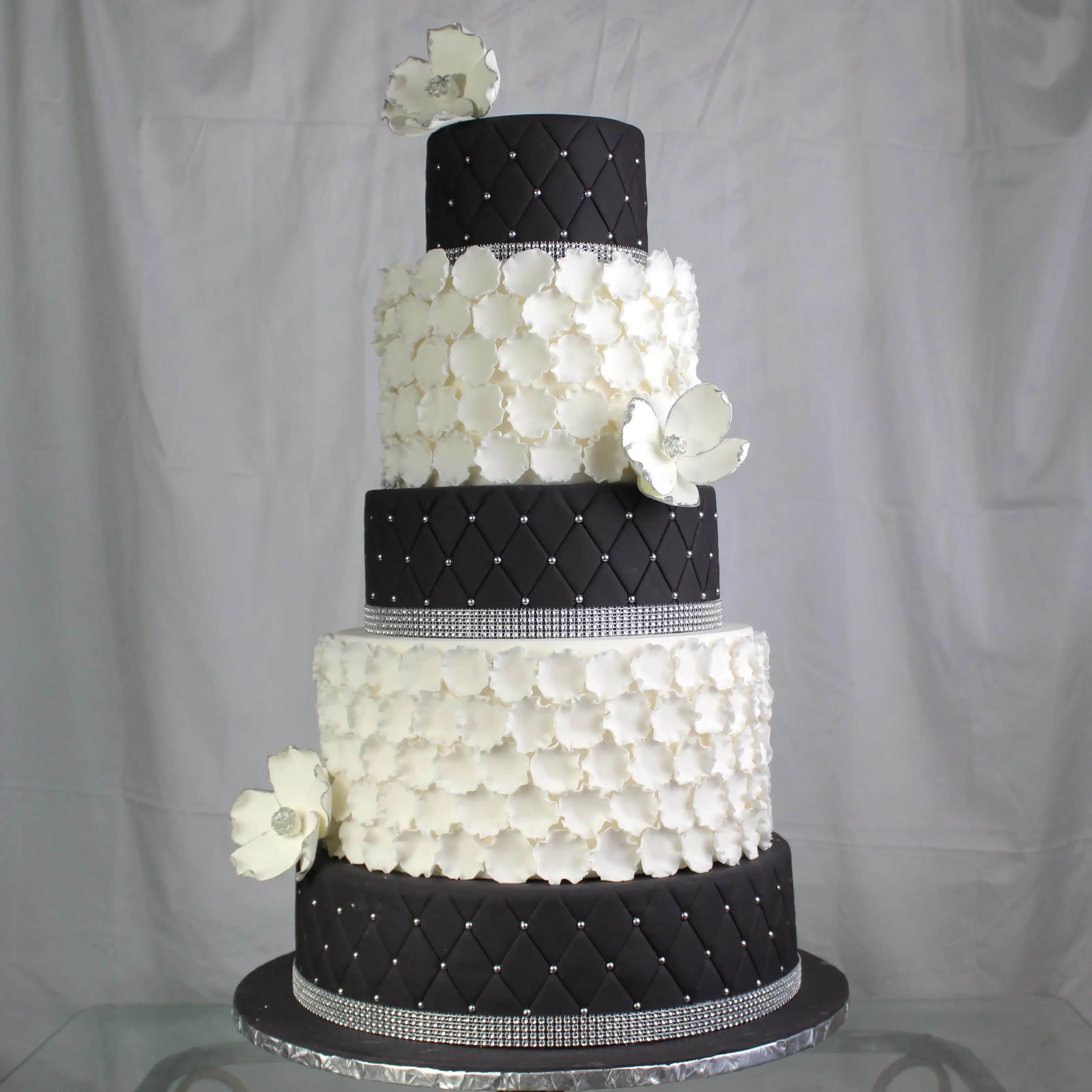 Fantasia Elegance tall Quilted Fondant Wedding Cake